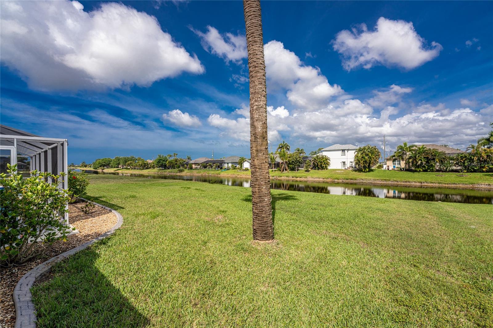 1054 BOUNDARY BLVD, ROTONDA WEST, FL, 33947