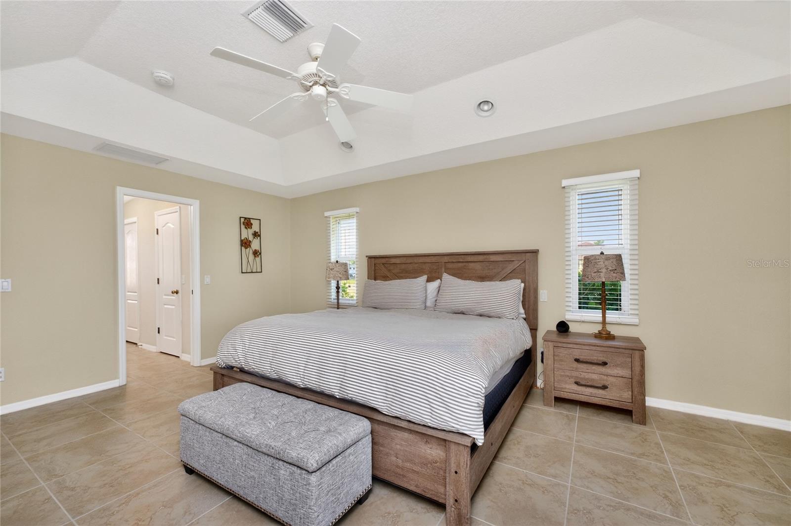 1054 BOUNDARY BLVD, ROTONDA WEST, FL, 33947