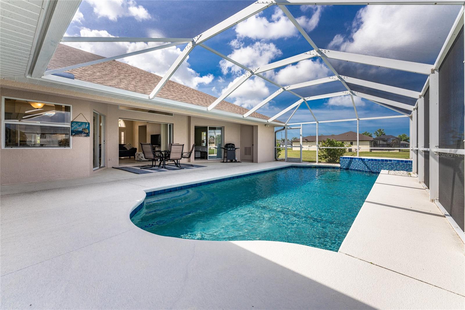 1054 BOUNDARY BLVD, ROTONDA WEST, FL, 33947
