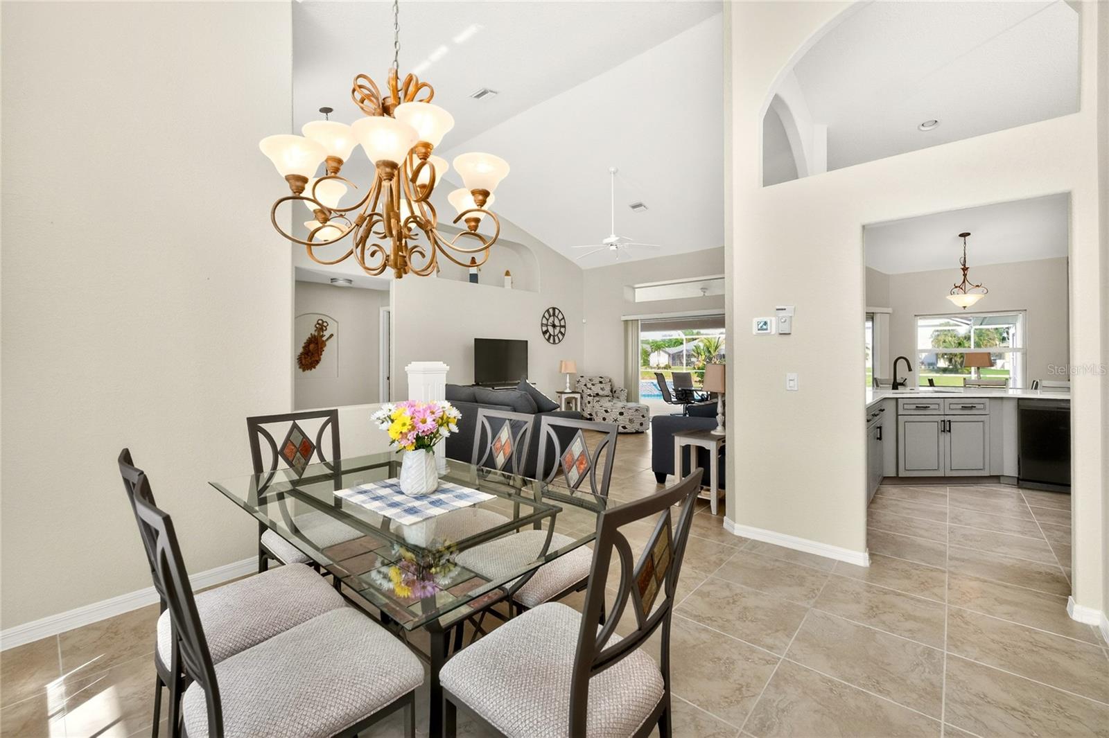 1054 BOUNDARY BLVD, ROTONDA WEST, FL, 33947
