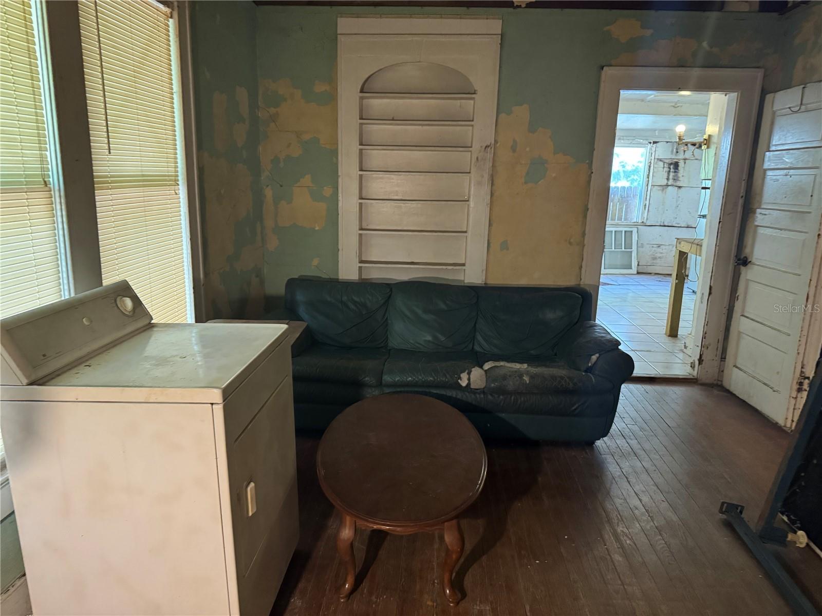 707 S PROSPECT AVE, CLEARWATER, FL, 33756
