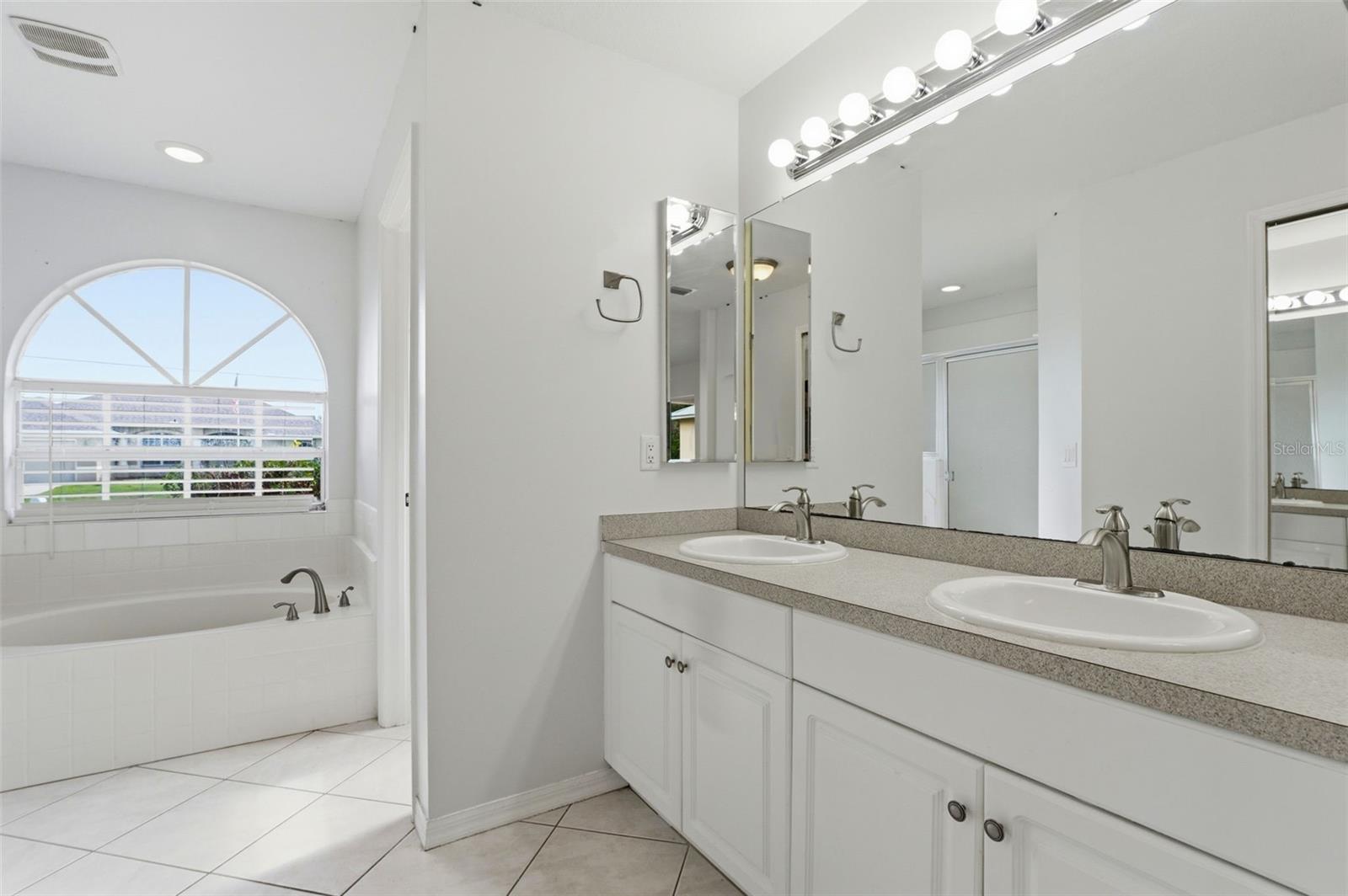2637 COURTLAND AVE, NORTH PORT, FL, 34286