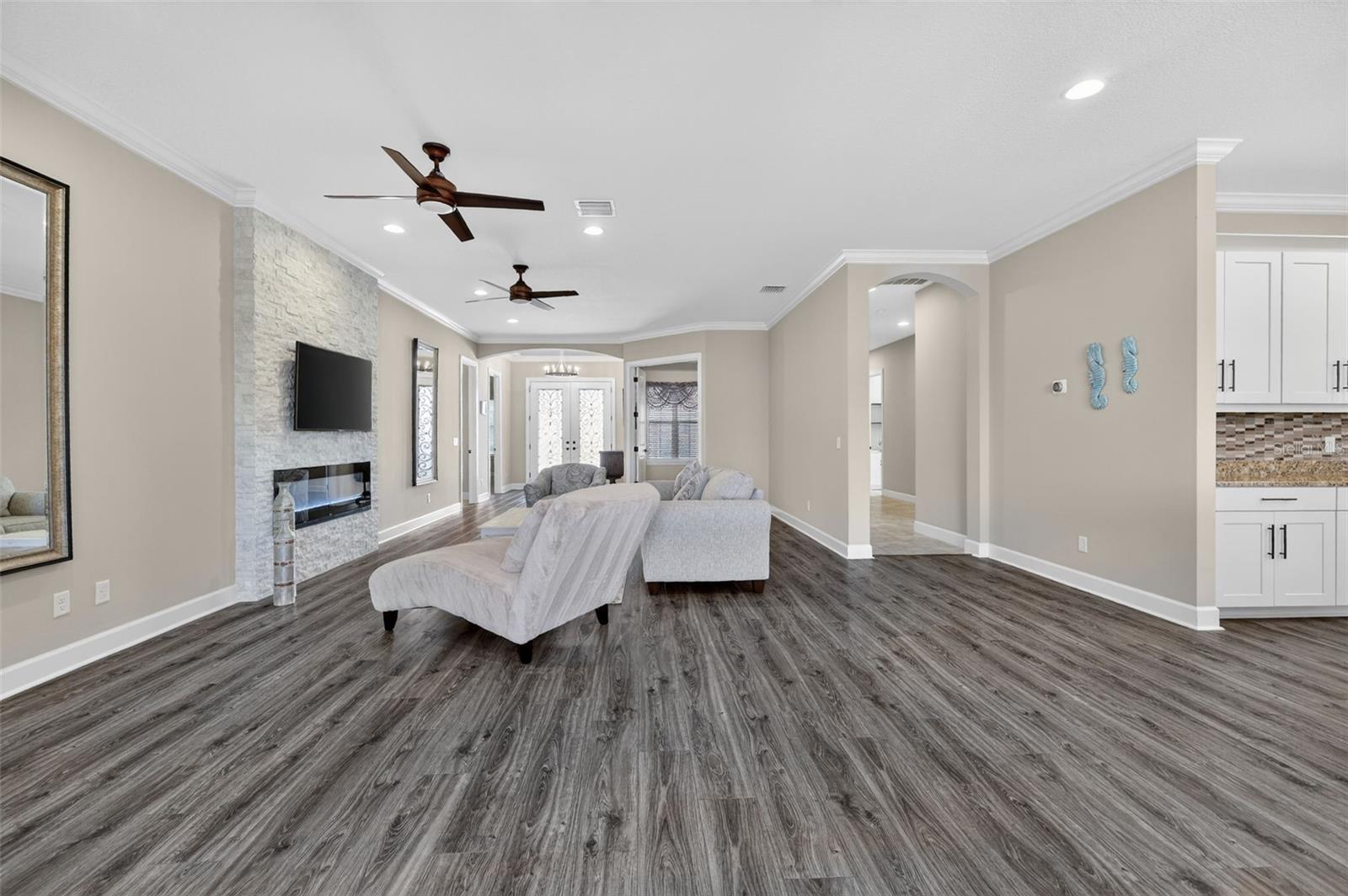 5010 TIVOLI RUN, BRADENTON, FL, 34211