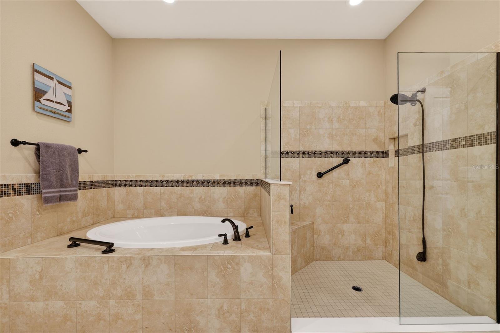 5010 TIVOLI RUN, BRADENTON, FL, 34211