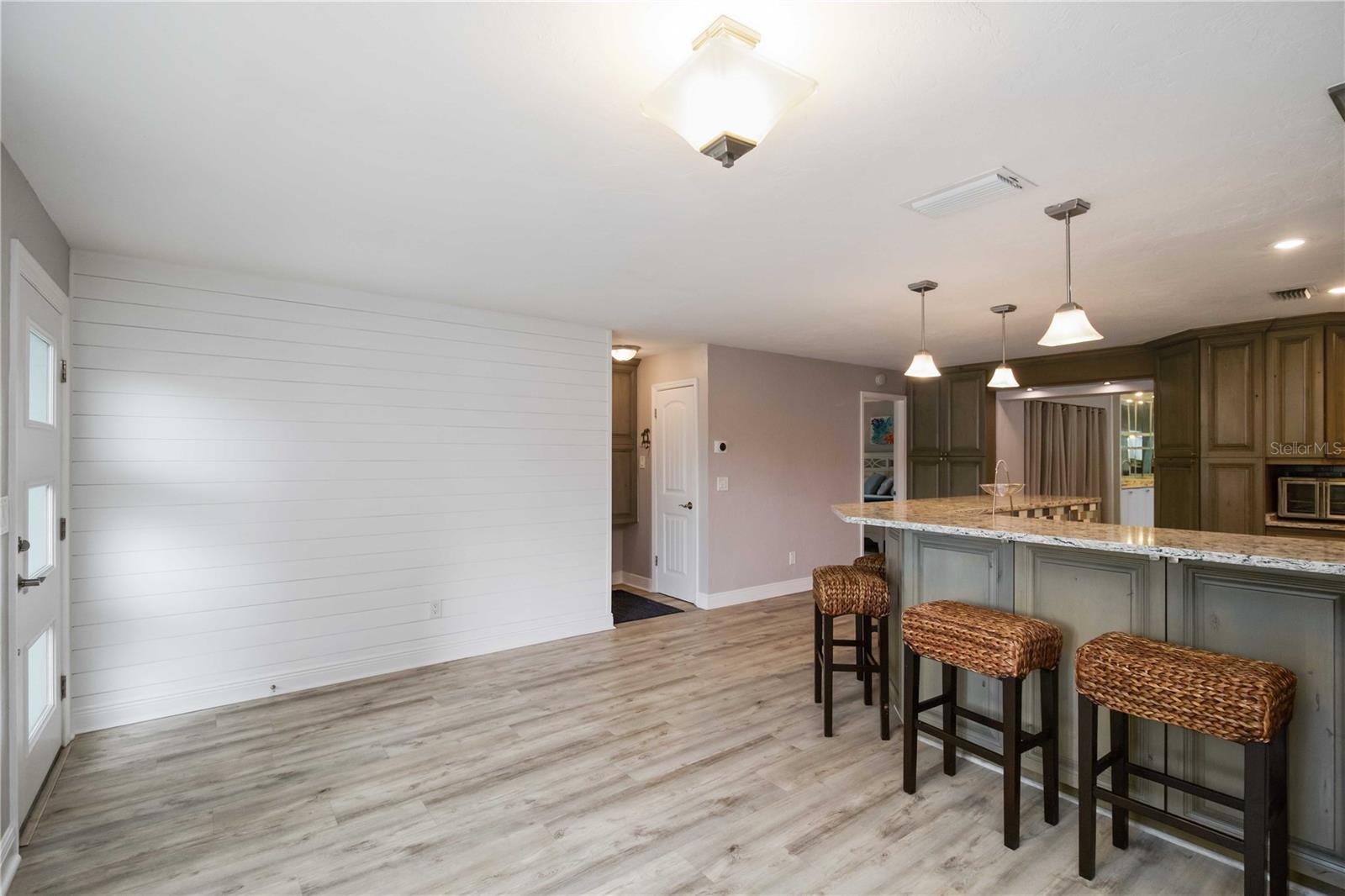 907 69TH ST NW, BRADENTON, FL, 34209