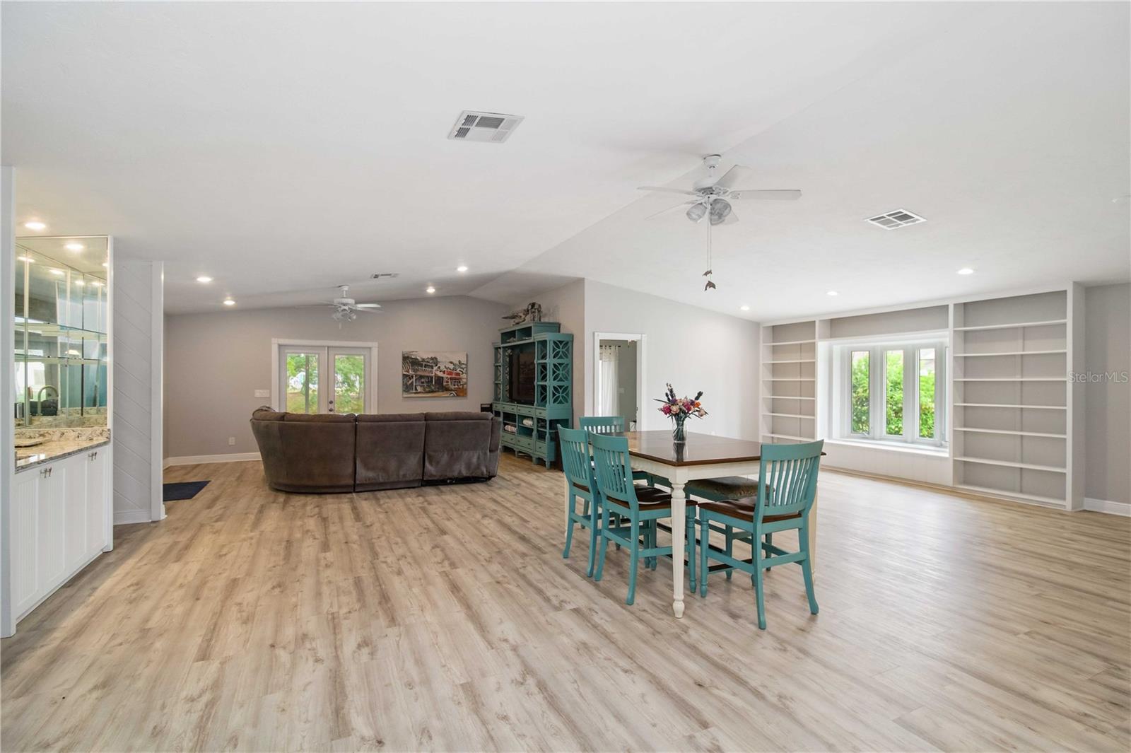 907 69TH ST NW, BRADENTON, FL, 34209