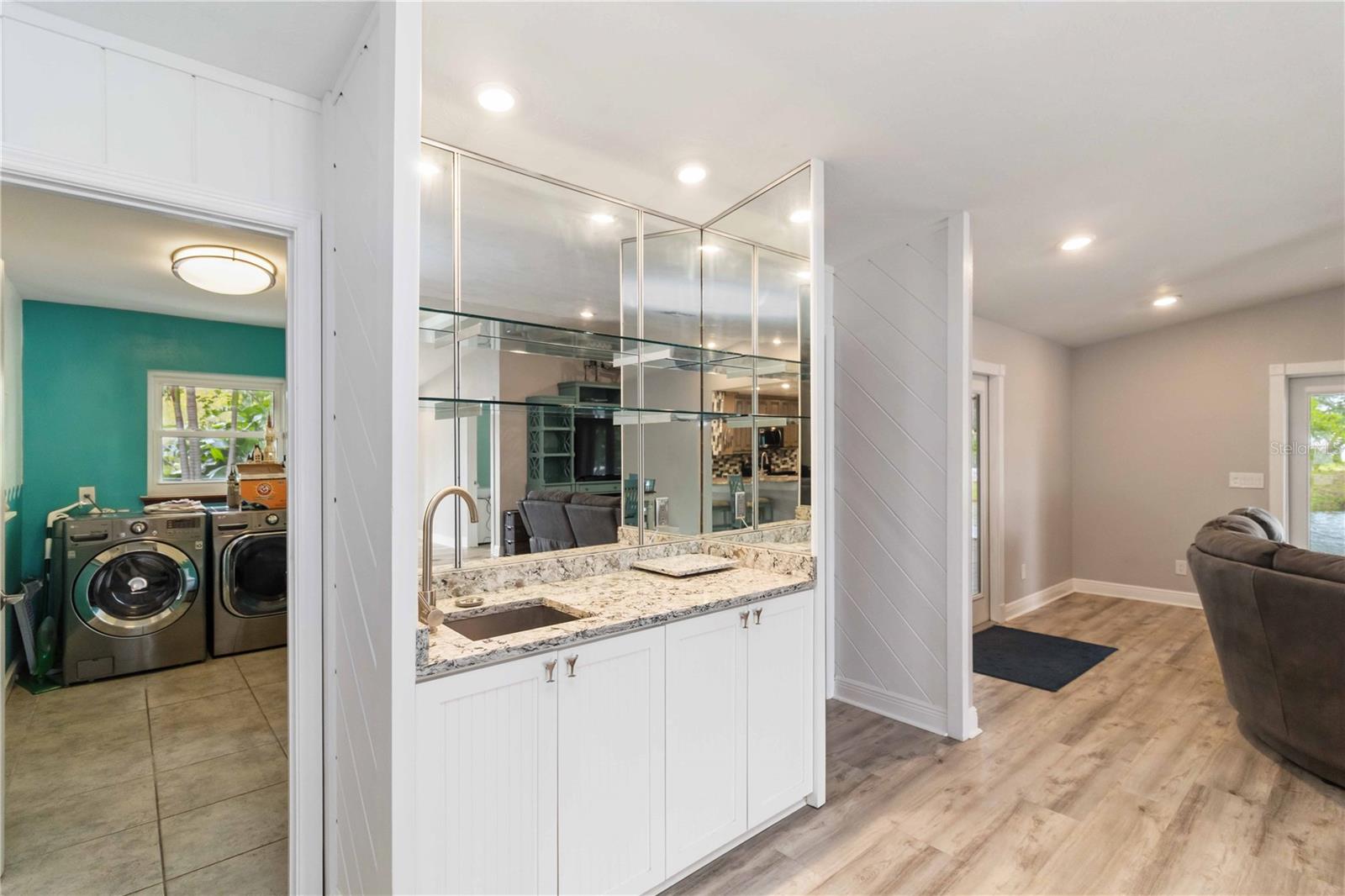 907 69TH ST NW, BRADENTON, FL, 34209