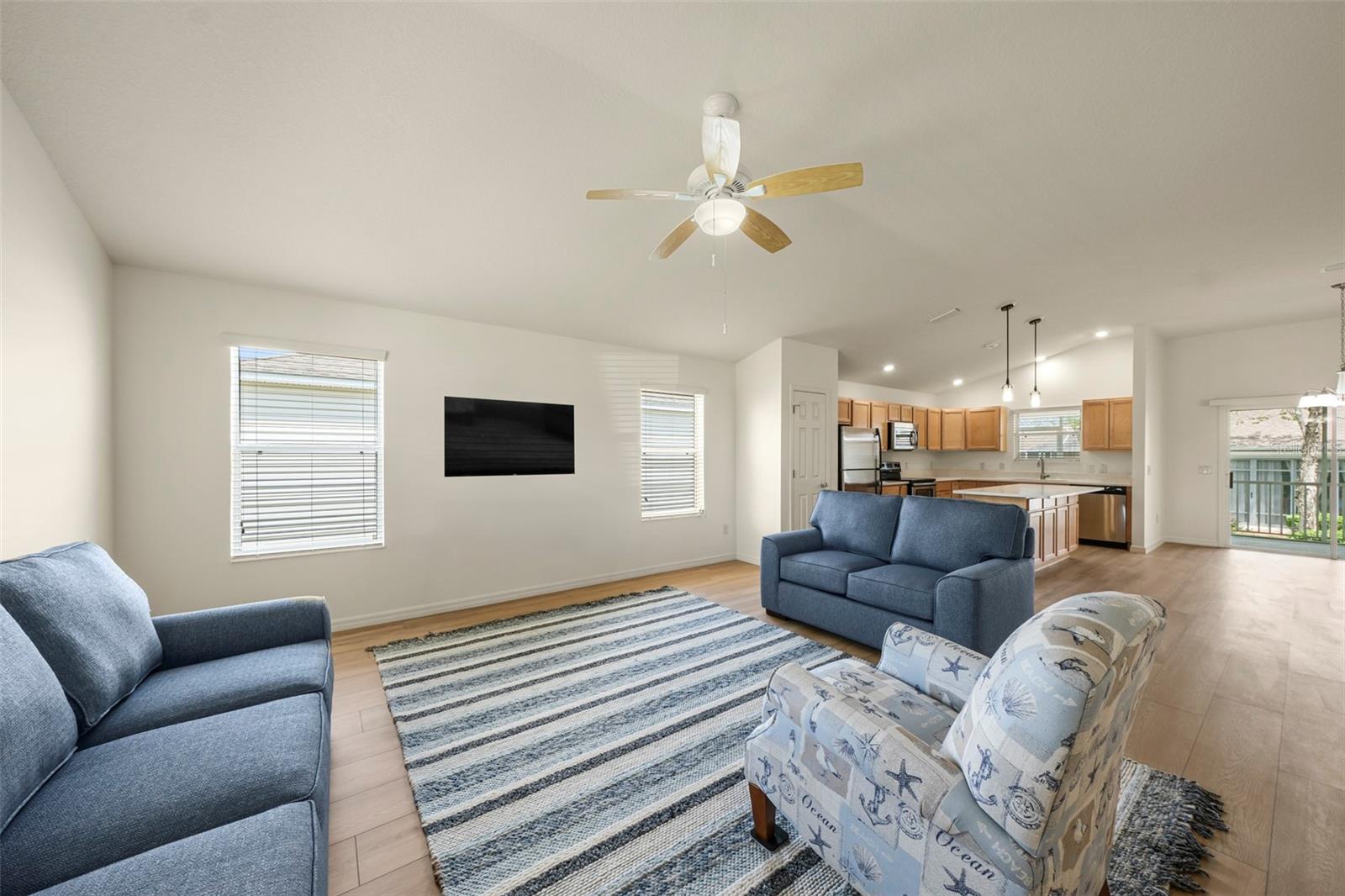 2418 HOPESPRING LOOP, THE VILLAGES, FL, 32162