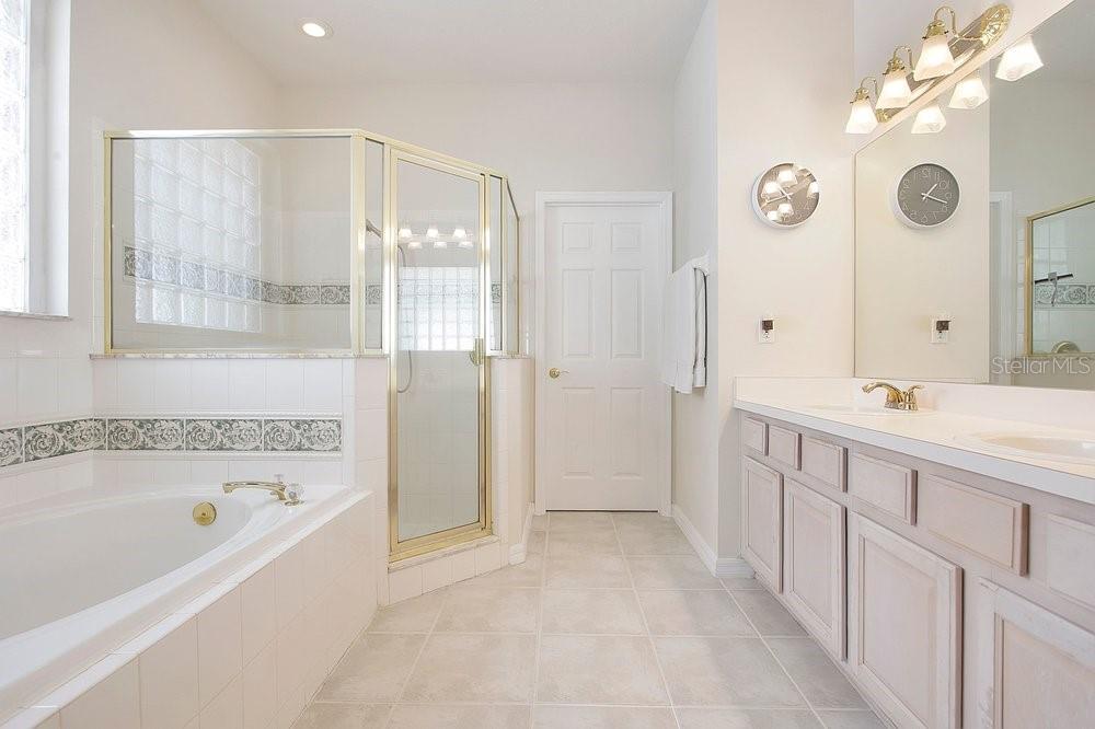 3725 ALDERGATE PL, CASSELBERRY, FL, 32707