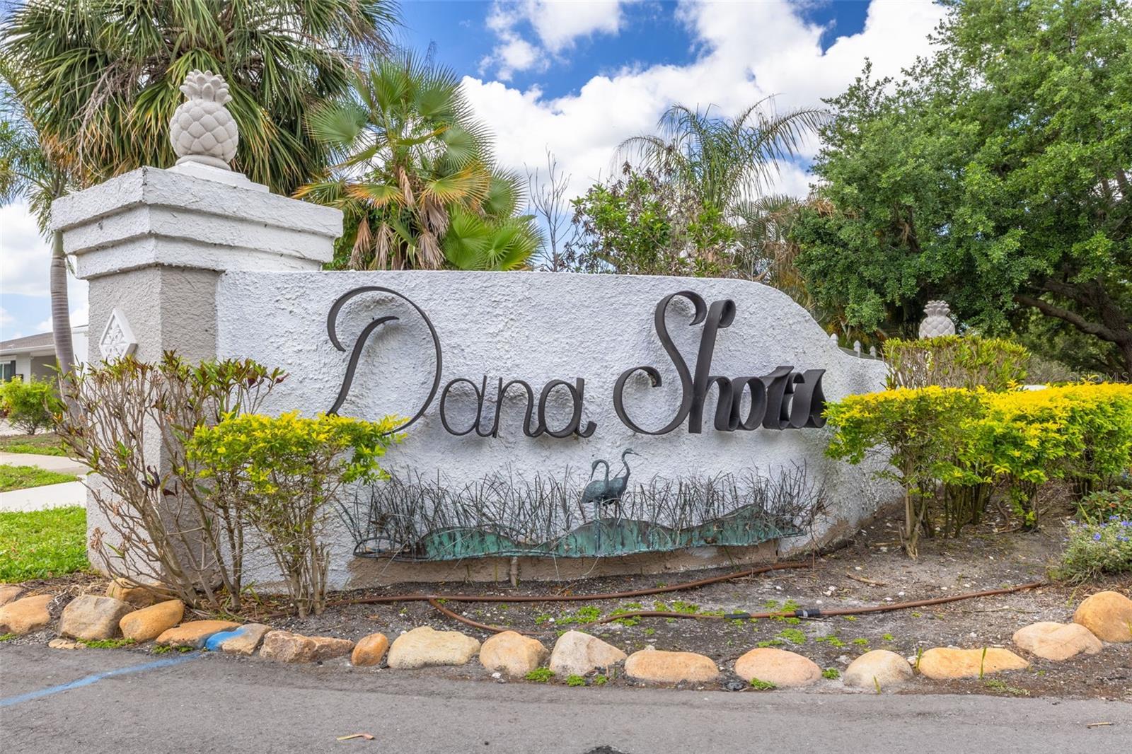 3932 VERSAILLES DR, TAMPA, FL, 33634