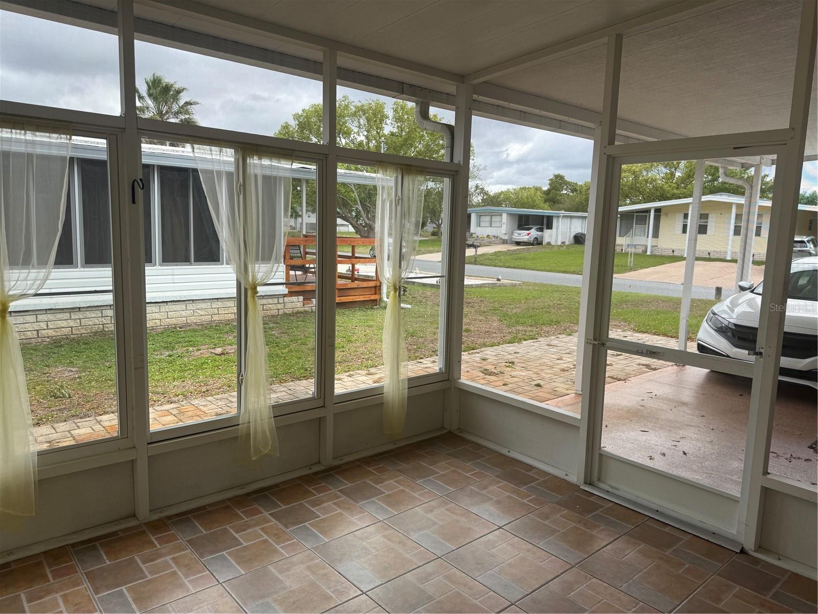 8044 WESTERN CIRCLE DR, BROOKSVILLE, FL, 34613