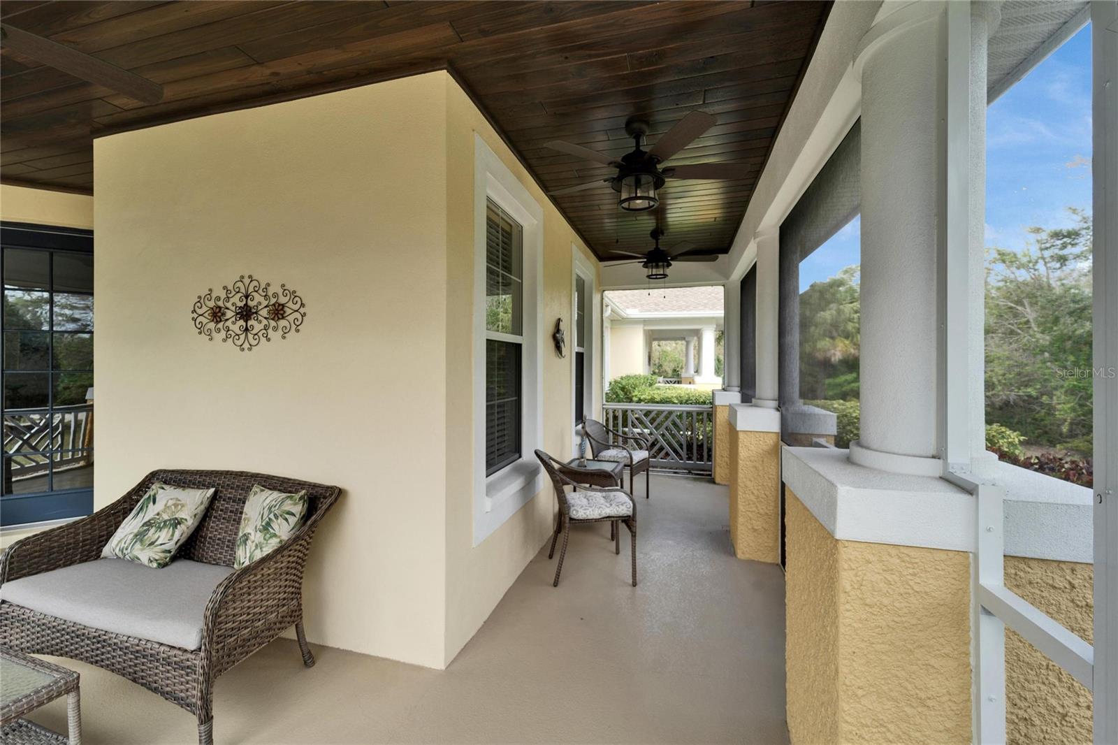 221 SELA COVE CIR, APOLLO BEACH, FL, 33572
