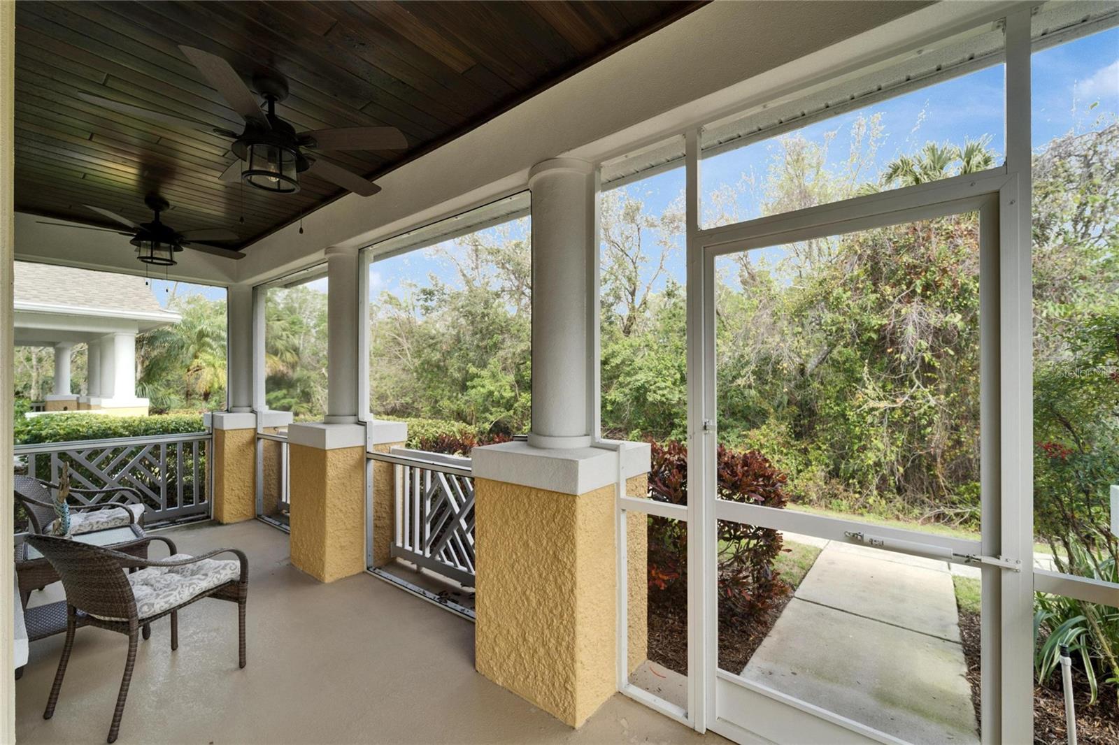 221 SELA COVE CIR, APOLLO BEACH, FL, 33572