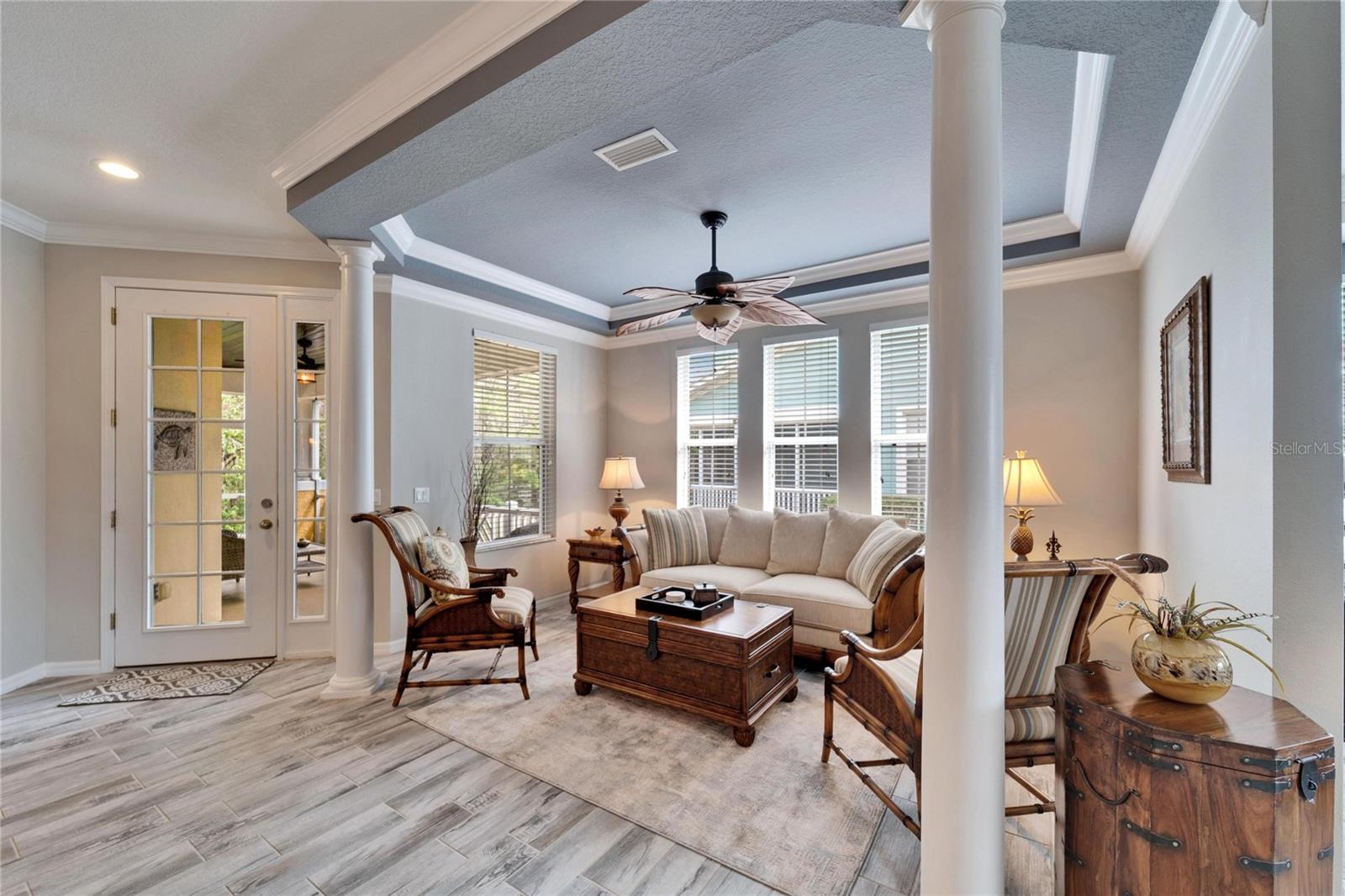 221 SELA COVE CIR, APOLLO BEACH, FL, 33572