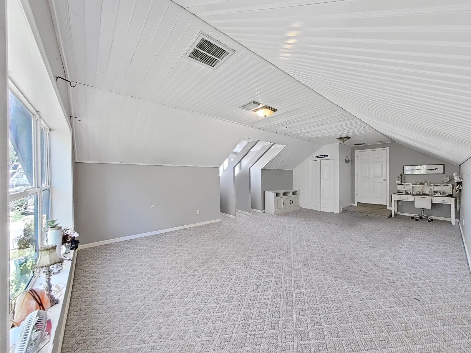 2nd floor Great room or bedroom