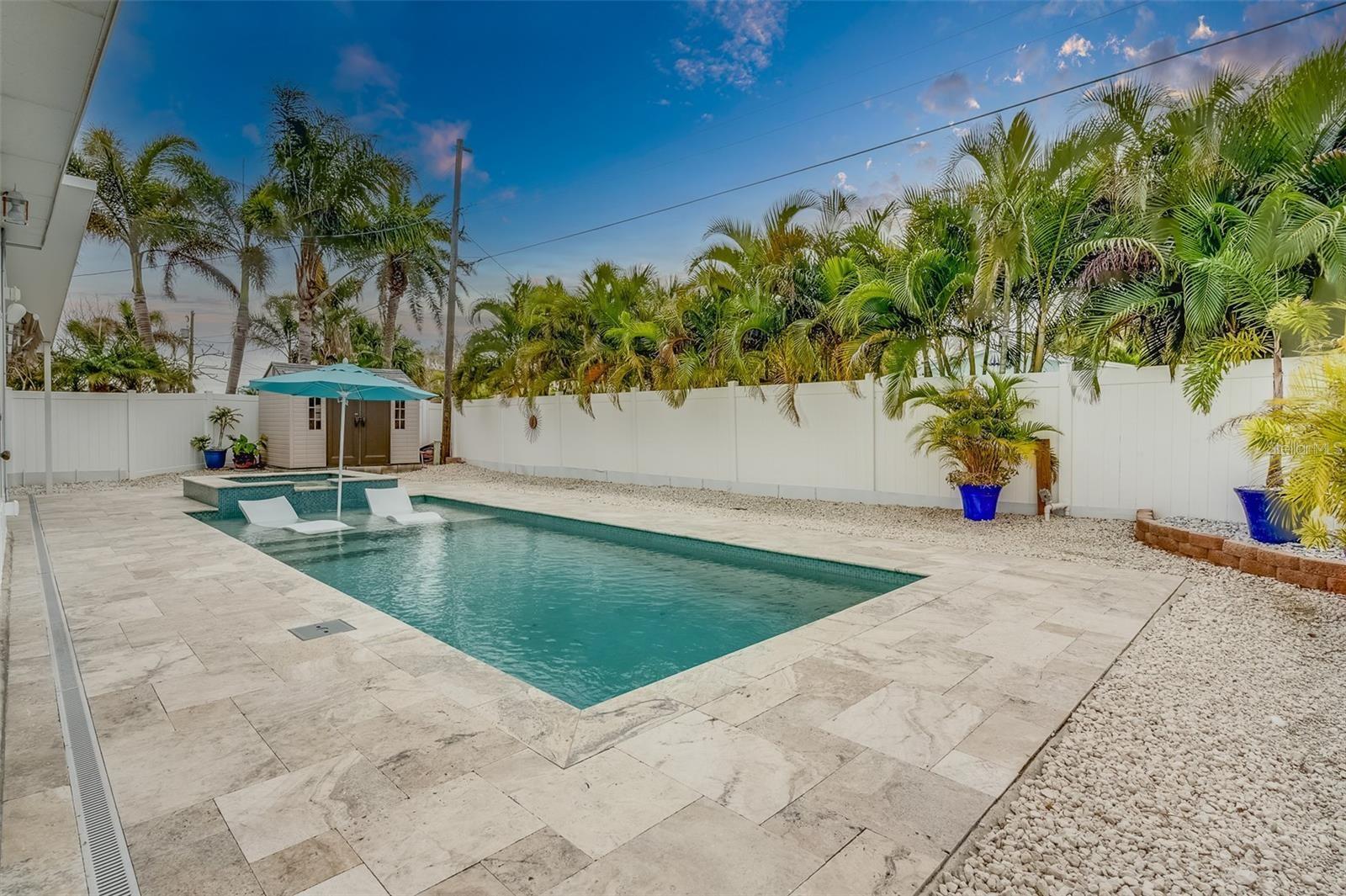 16108 REDINGTON DR, REDINGTON BEACH, FL, 33708