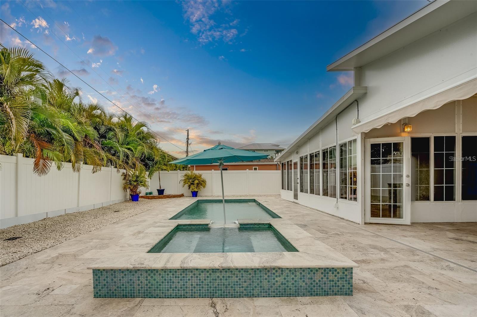 16108 REDINGTON DR, REDINGTON BEACH, FL, 33708