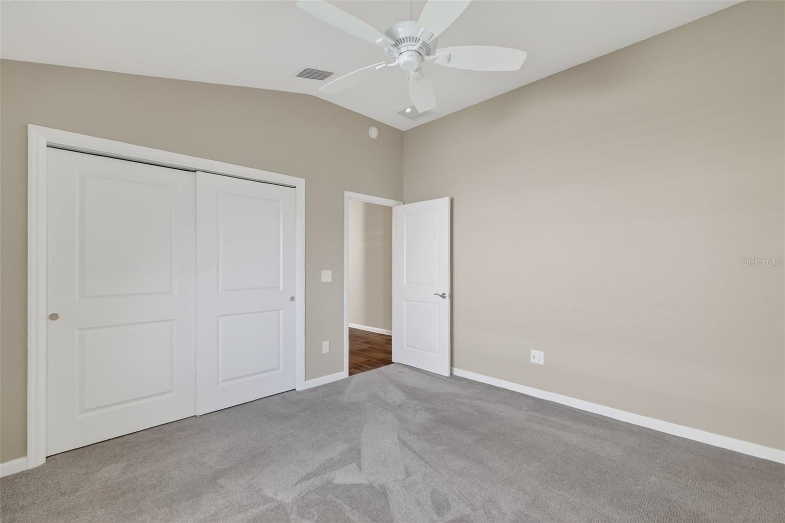 5608 MINDY PL, THE VILLAGES, FL, 32163