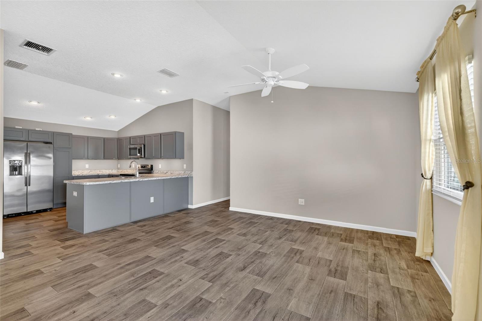 5608 MINDY PL, THE VILLAGES, FL, 32163