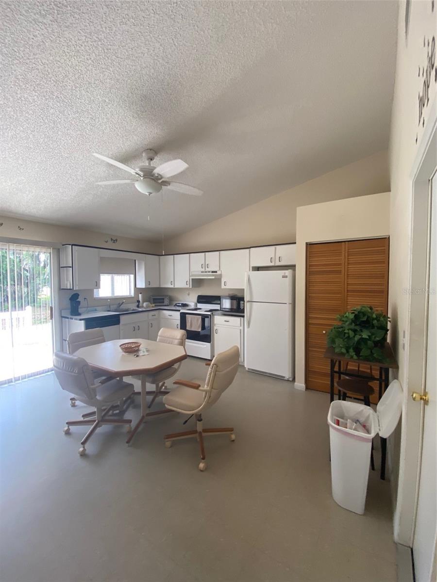 2912 INDIA PALM DR, EDGEWATER, FL, 32141