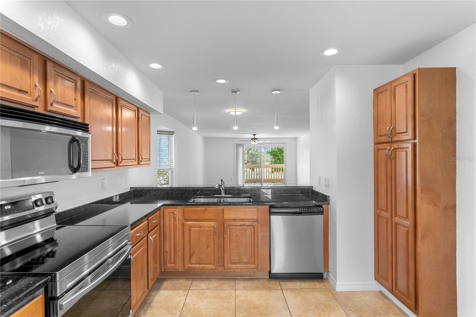 10399 PARADISE BLVD #106B, TREASURE ISLAND, FL, 33706