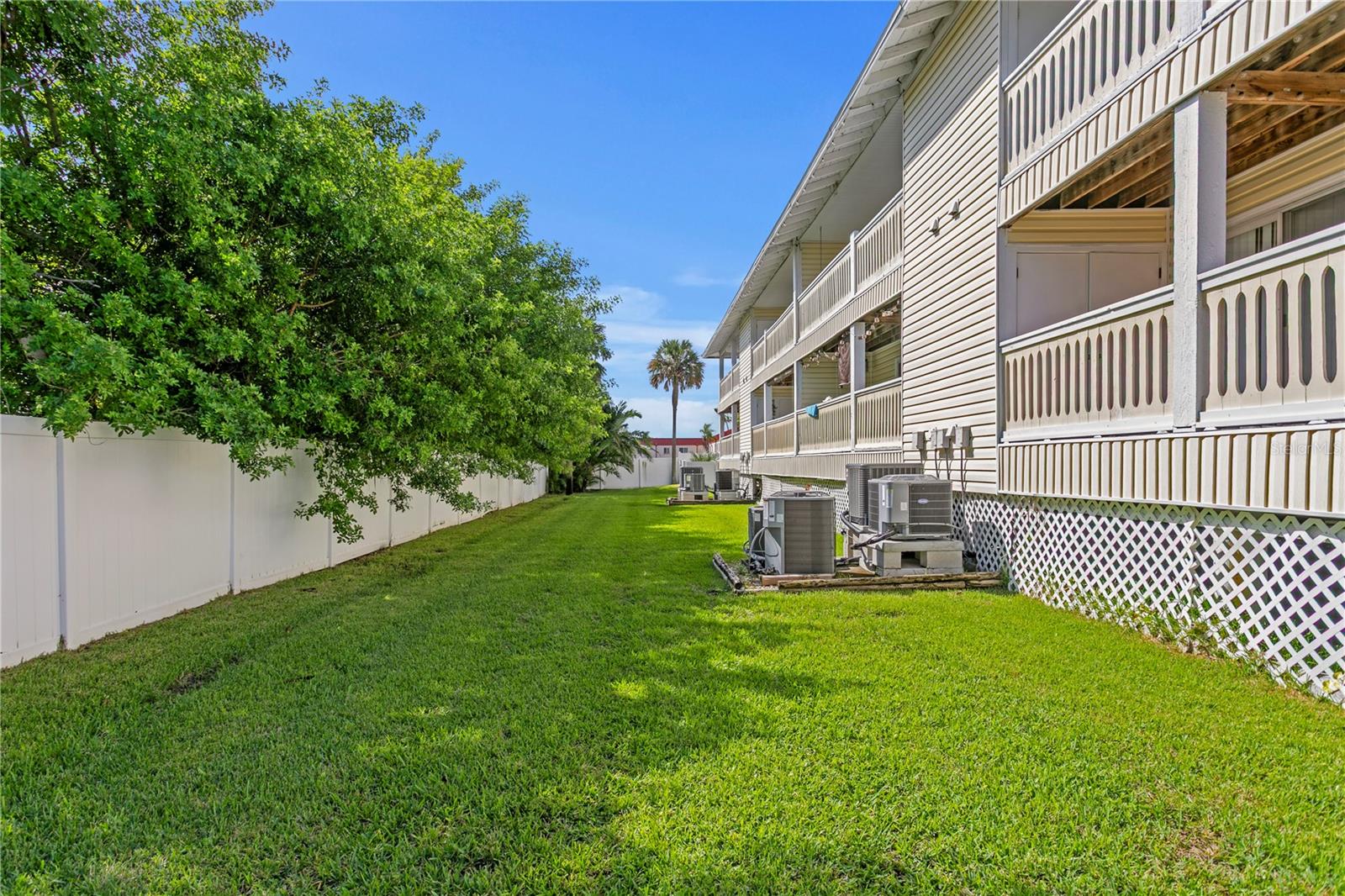 10399 PARADISE BLVD #106B, TREASURE ISLAND, FL, 33706