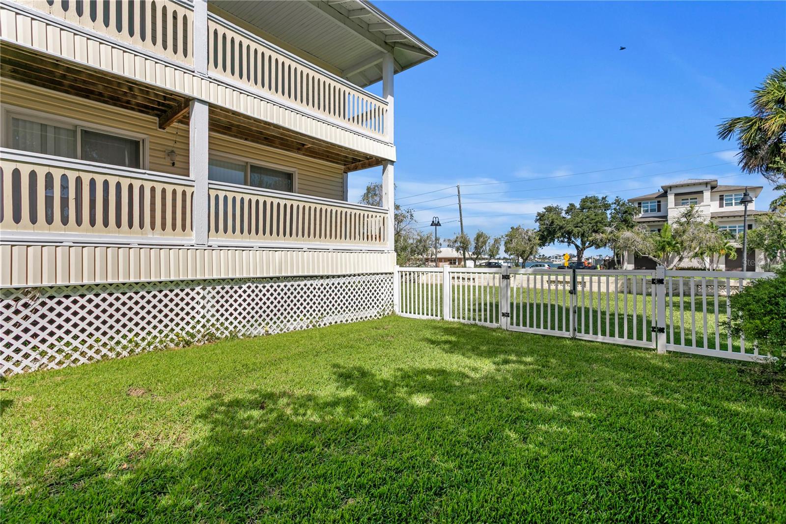 10399 PARADISE BLVD #106B, TREASURE ISLAND, FL, 33706