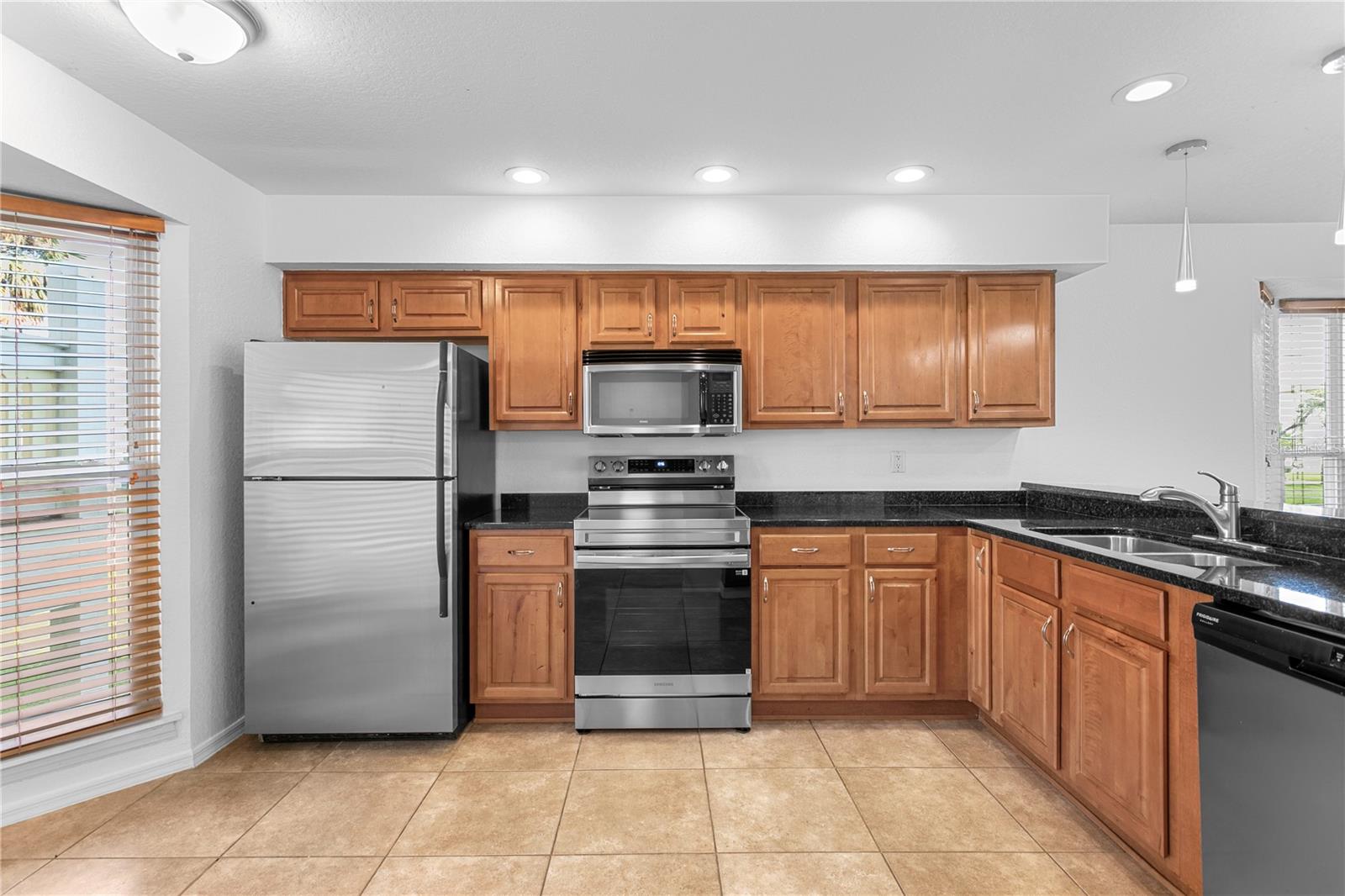 10399 PARADISE BLVD #106B, TREASURE ISLAND, FL, 33706