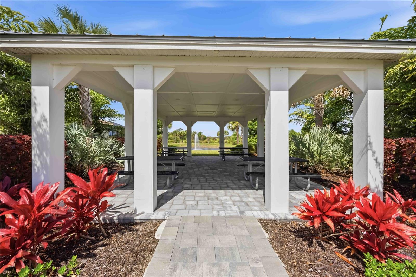 18045 HOME RUN DR, VENICE, FL, 34293