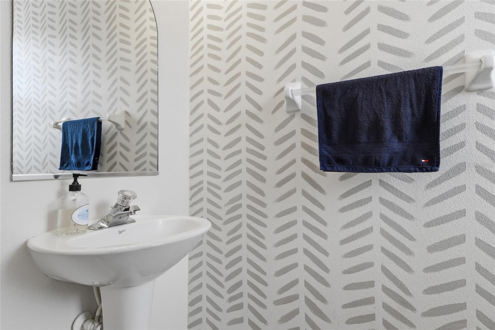 542 BLACK LION DR NE, ST PETERSBURG, FL, 33716