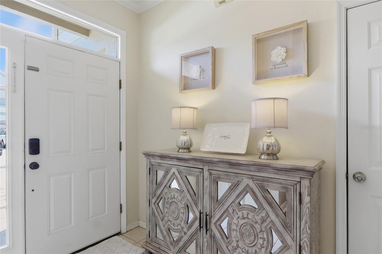 542 BLACK LION DR NE, ST PETERSBURG, FL, 33716