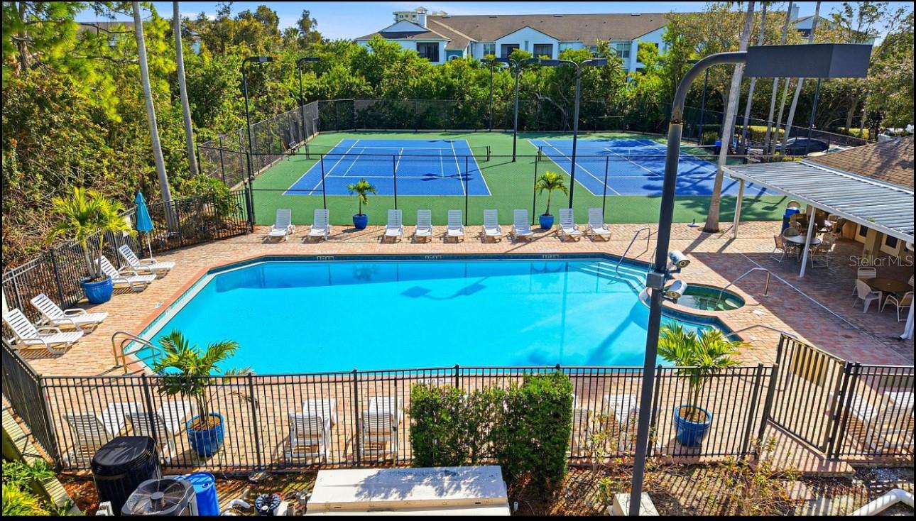 542 BLACK LION DR NE, ST PETERSBURG, FL, 33716