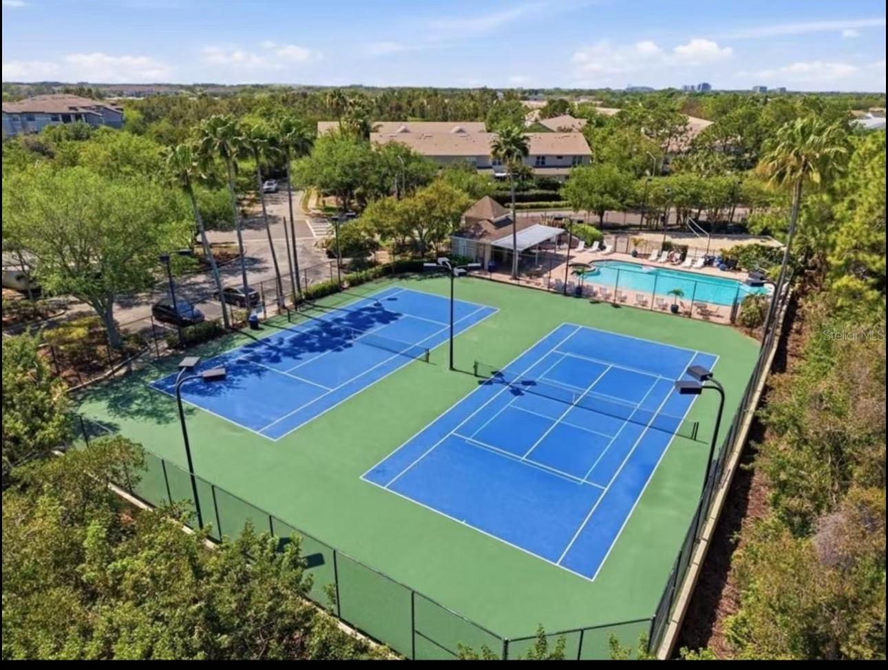 542 BLACK LION DR NE, ST PETERSBURG, FL, 33716