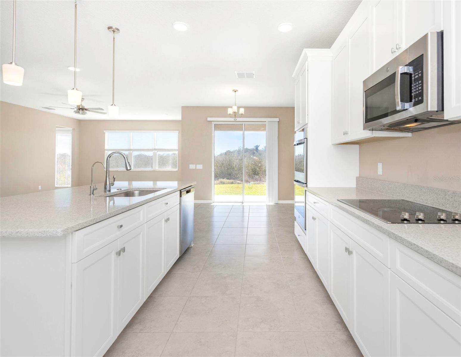 38132 COBBLE CREEK BLVD, ZEPHYRHILLS, FL, 33540