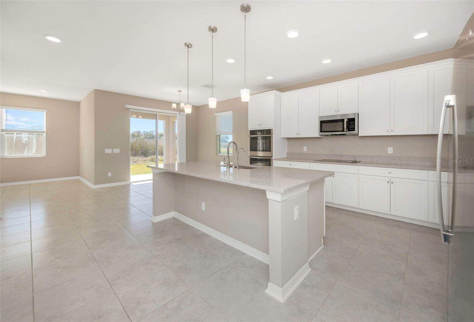 38132 COBBLE CREEK BLVD, ZEPHYRHILLS, FL, 33540