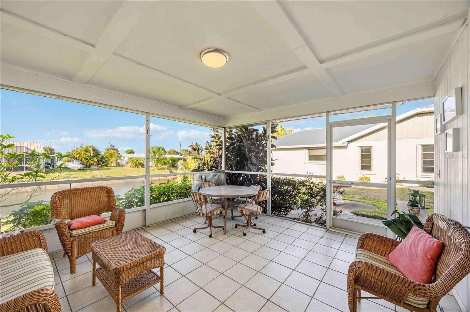 886 E 4TH ST, ENGLEWOOD, FL, 34223