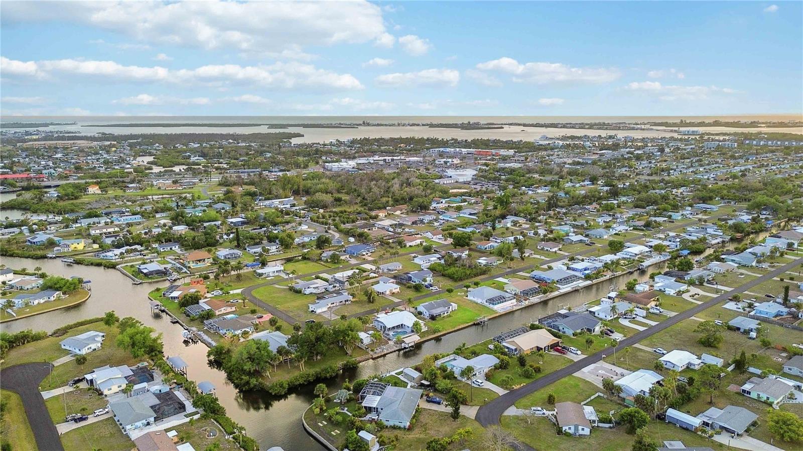 886 E 4TH ST, ENGLEWOOD, FL, 34223
