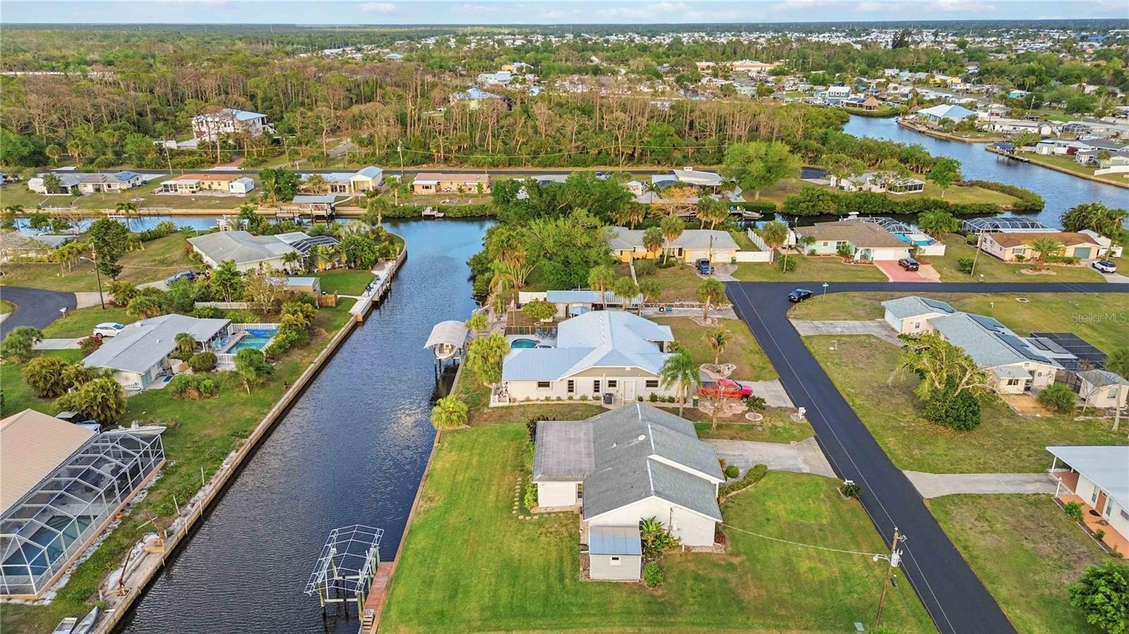 886 E 4TH ST, ENGLEWOOD, FL, 34223