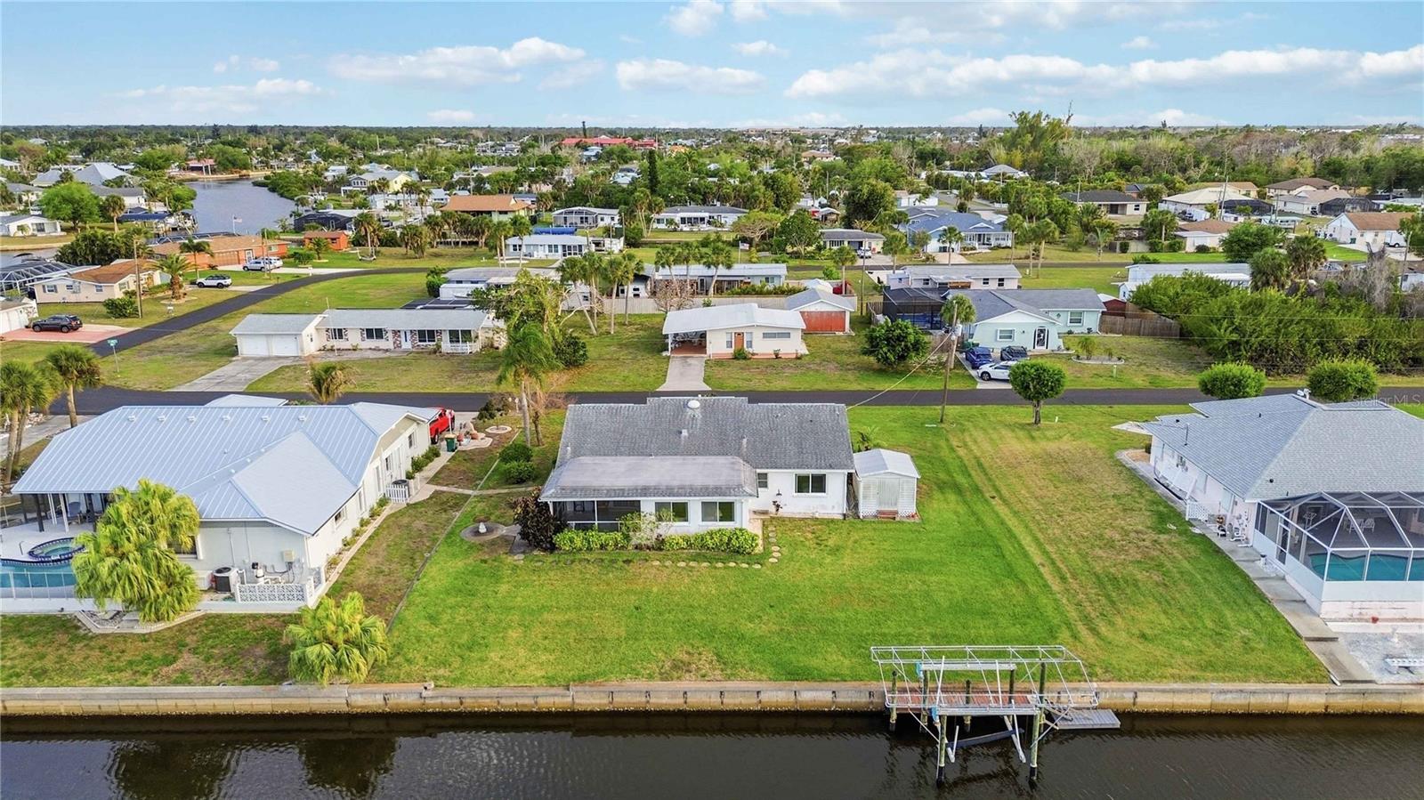 886 E 4TH ST, ENGLEWOOD, FL, 34223