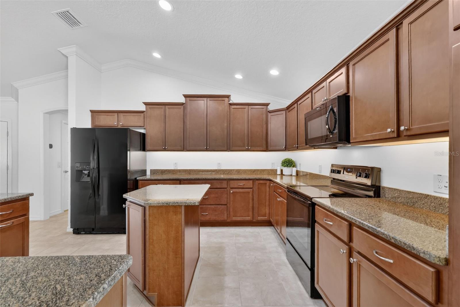 2873 CHARLEVOIX ST, THE VILLAGES, FL, 32163