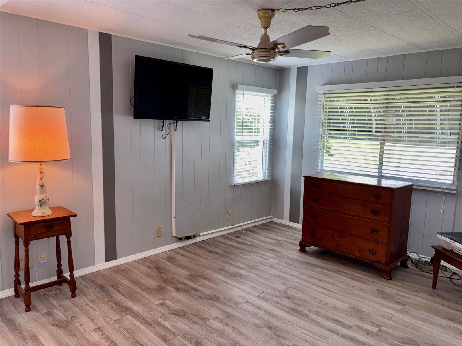 413 CERVINA DR N, VENICE, FL, 34285