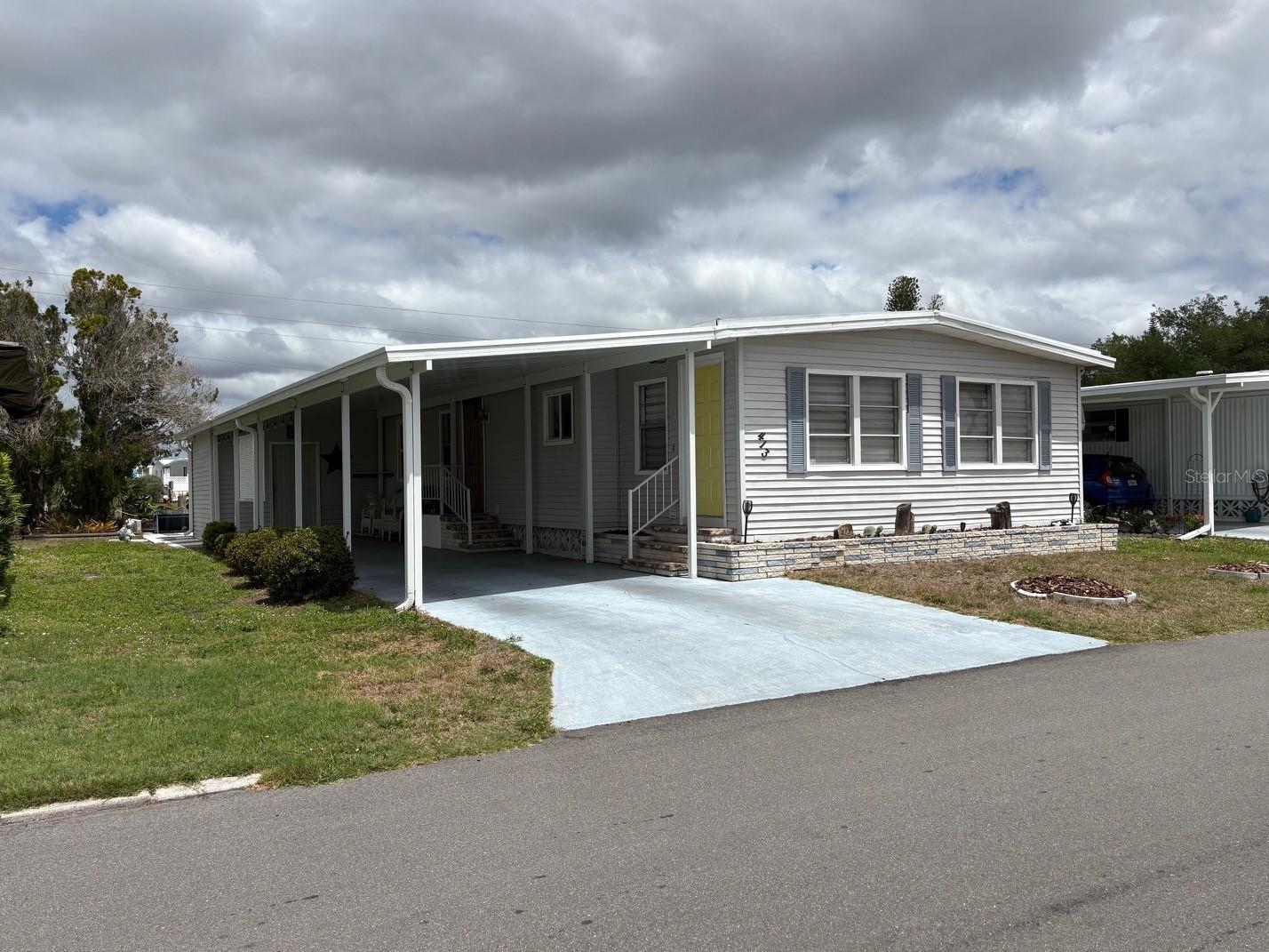 413 CERVINA DR N, VENICE, FL, 34285