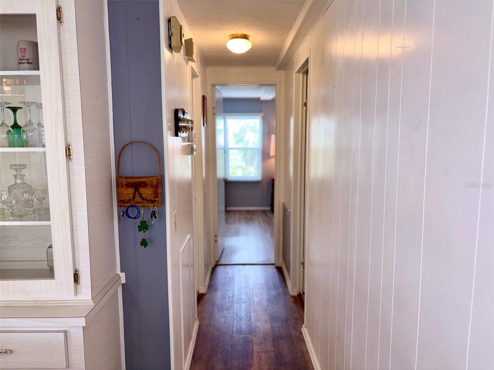 413 CERVINA DR N, VENICE, FL, 34285