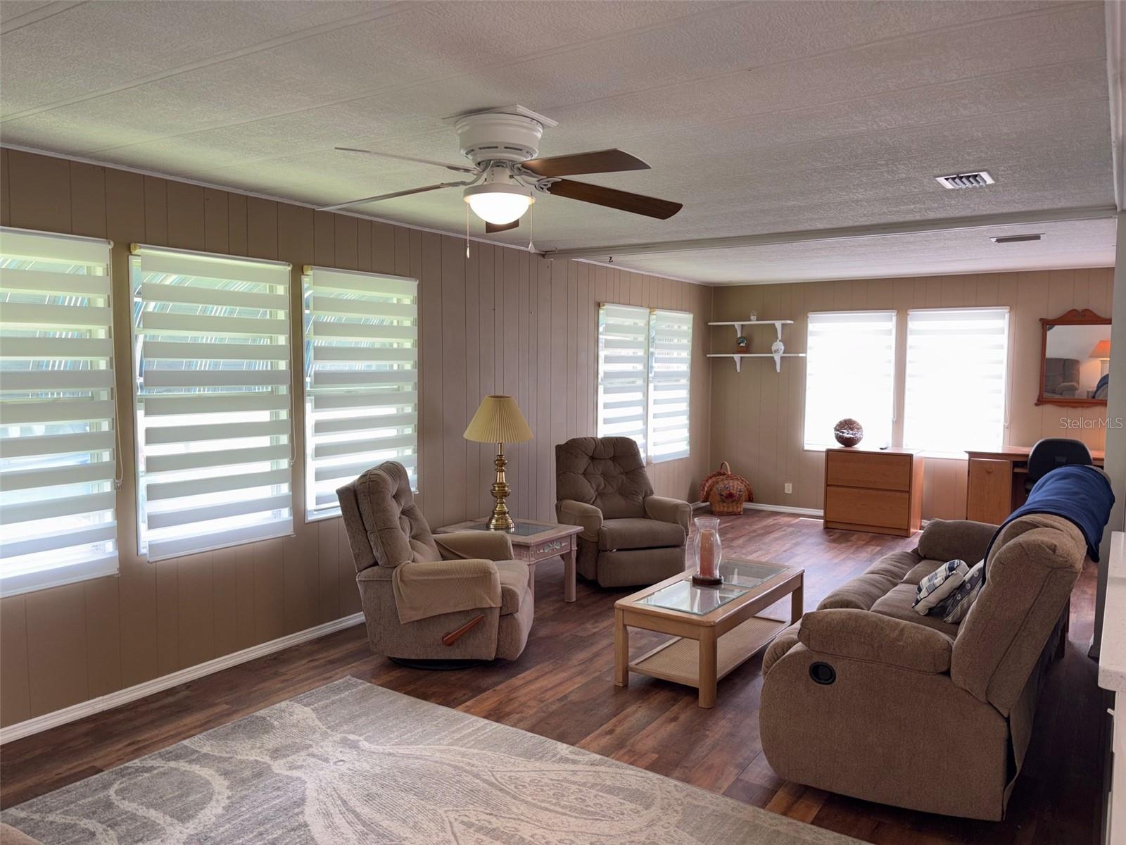 413 CERVINA DR N, VENICE, FL, 34285