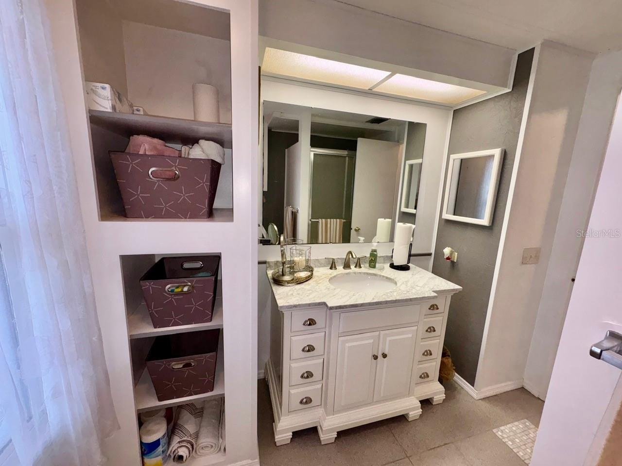 413 CERVINA DR N, VENICE, FL, 34285