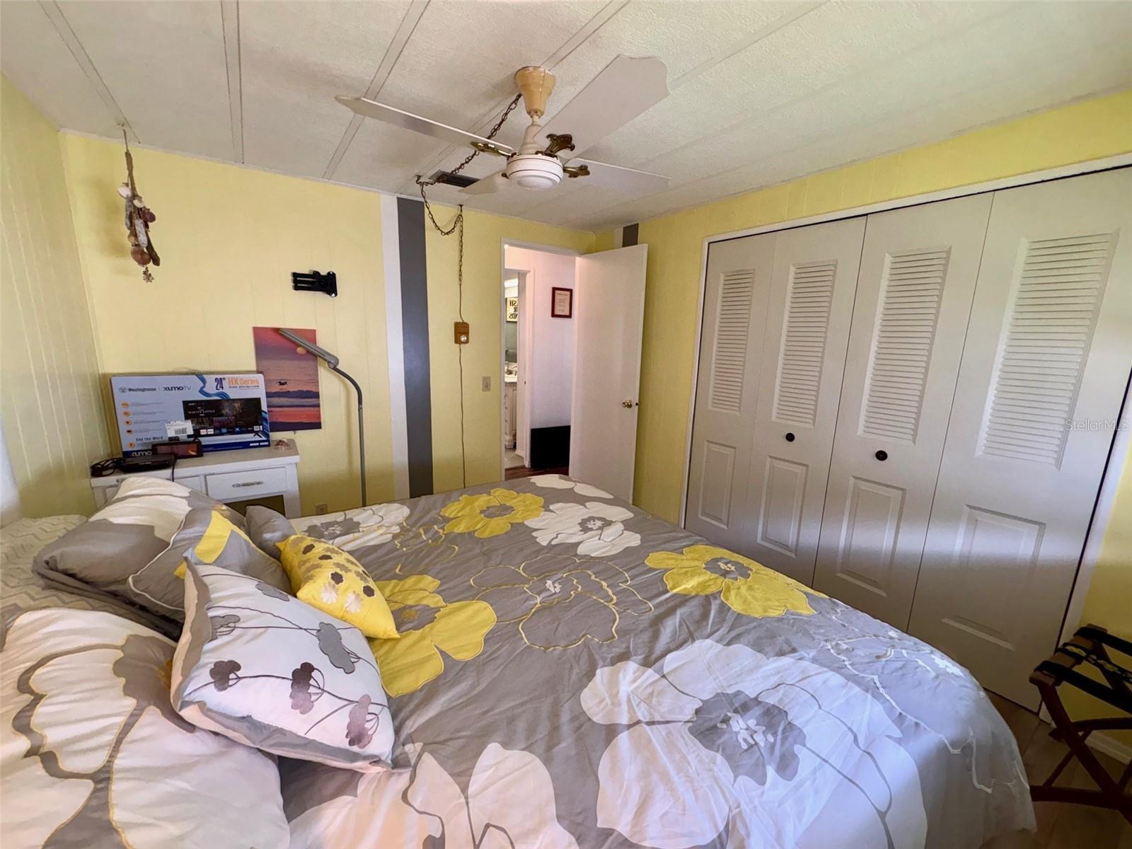 413 CERVINA DR N, VENICE, FL, 34285