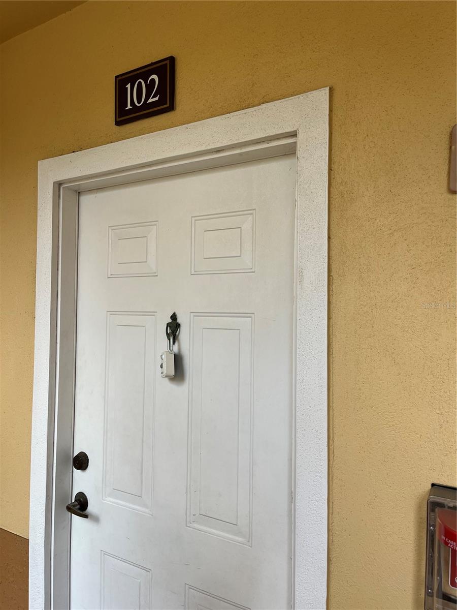 1195 VILLAGIO CIR #102, SARASOTA, FL, 34237