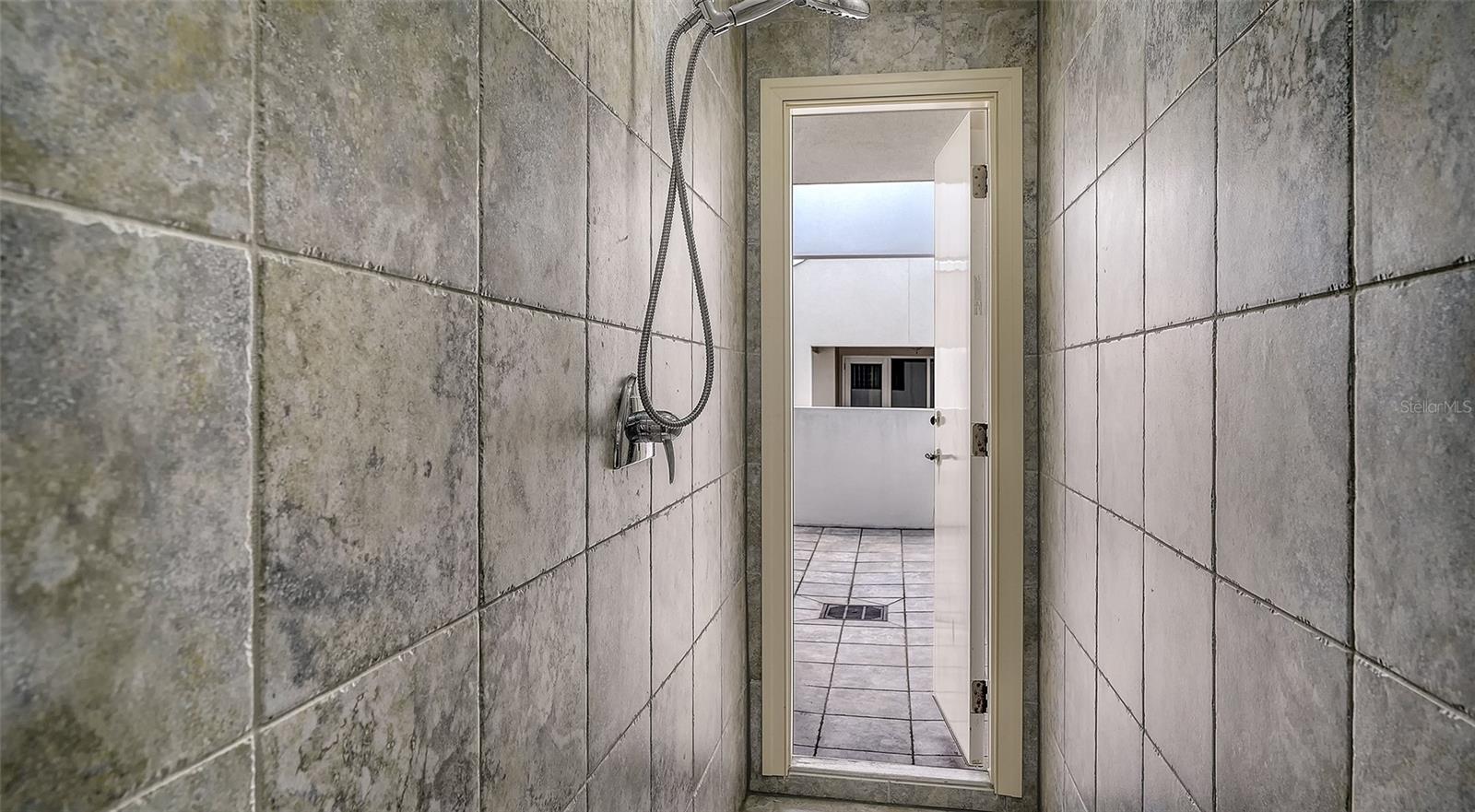 235 COCOANUT AVE #106-B, SARASOTA, FL, 34236