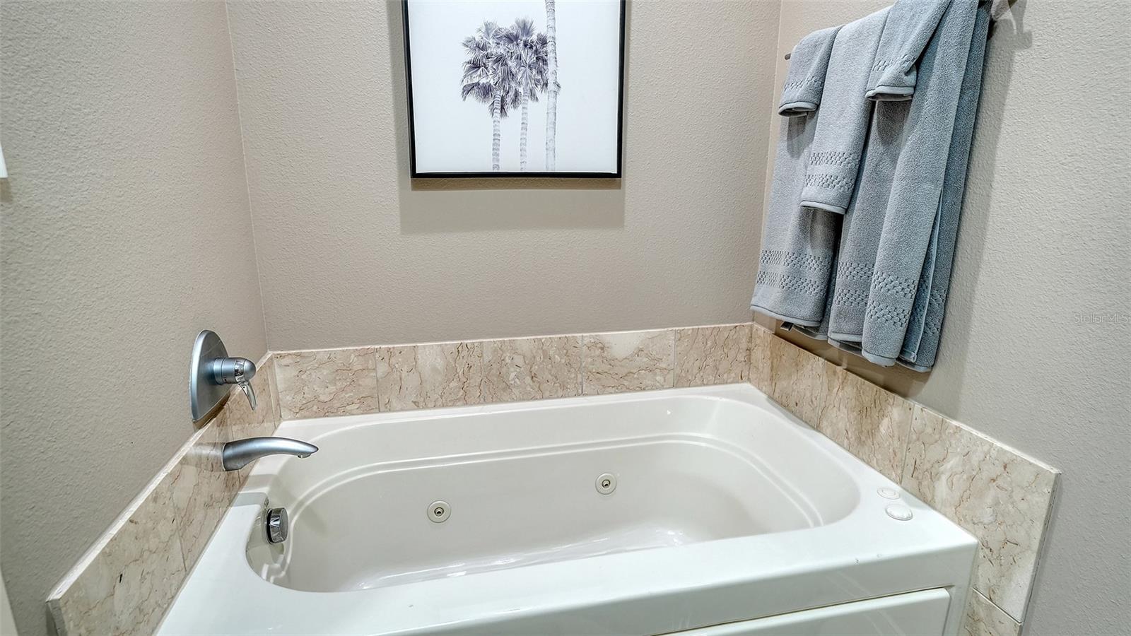 235 COCOANUT AVE #106-B, SARASOTA, FL, 34236