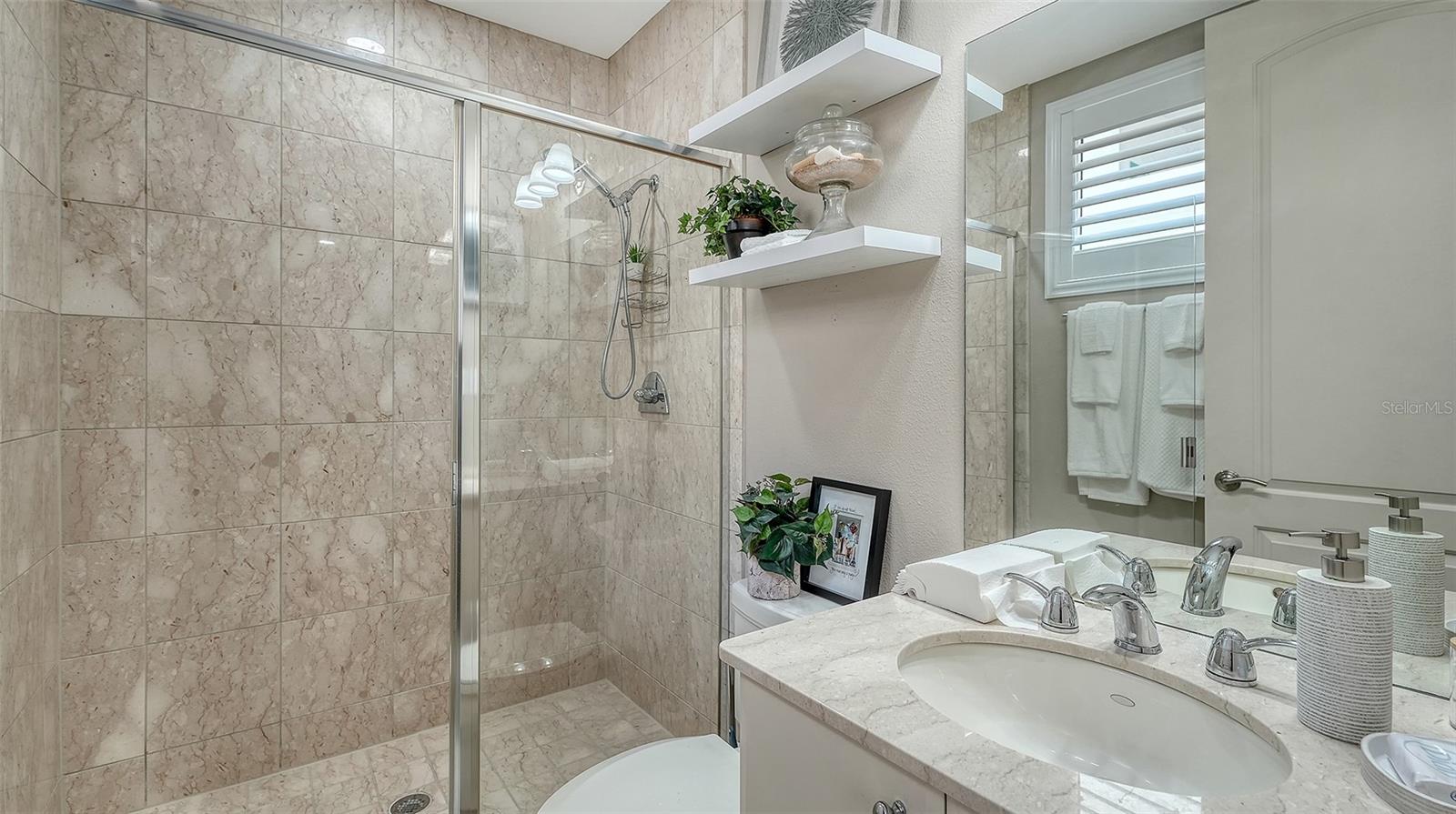 235 COCOANUT AVE #106-B, SARASOTA, FL, 34236